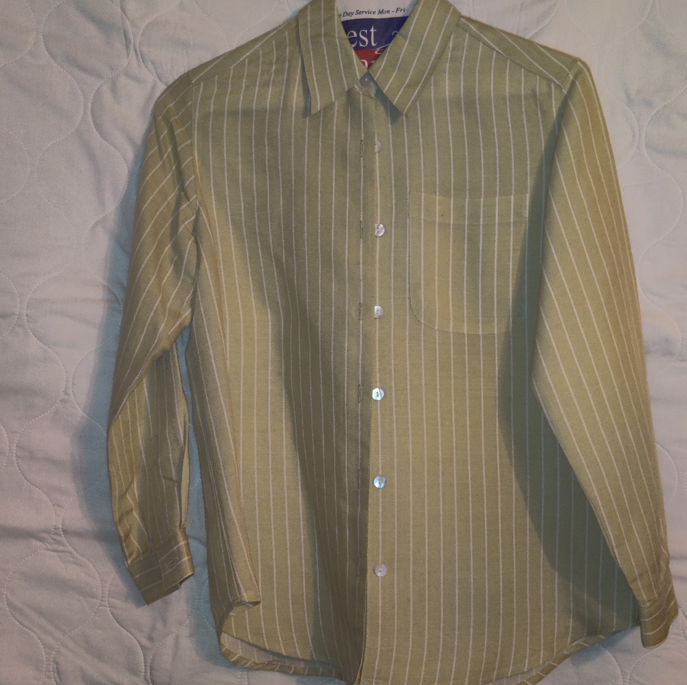 Long sleeve button down dress shirt
